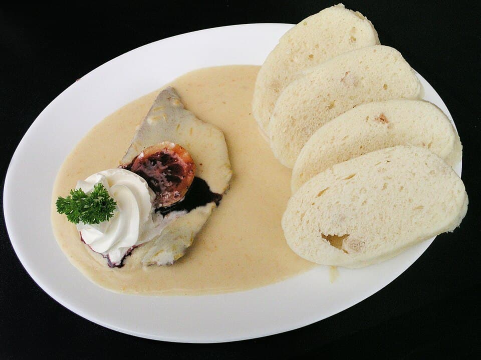 Svíčková (beef sirloin in creamy vegetable sauce)