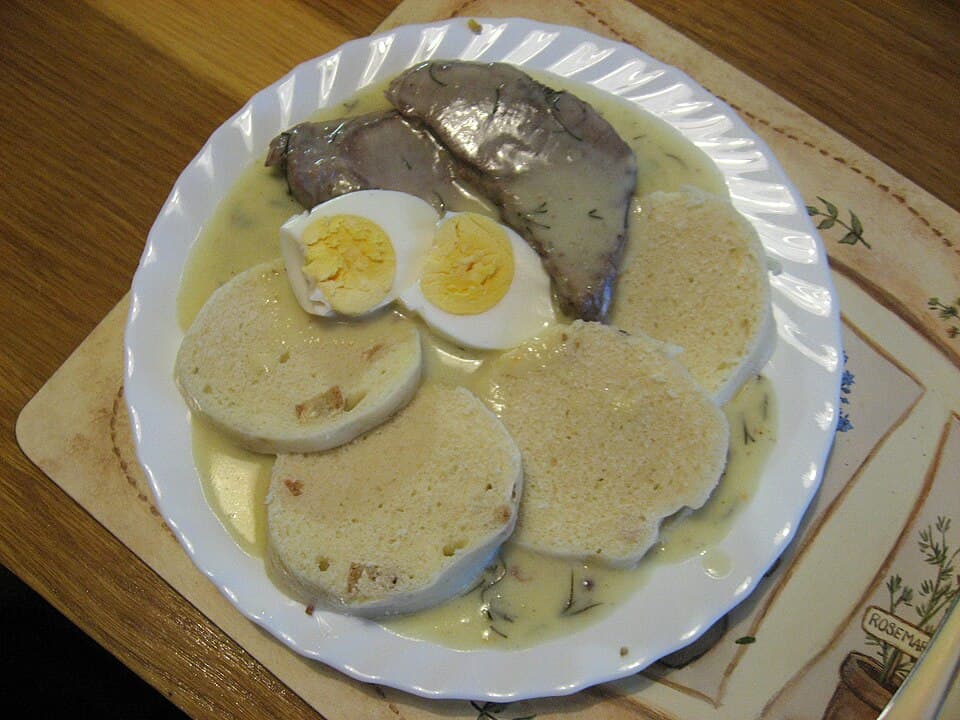 Creamy dill sauce (Koprová omáčka)