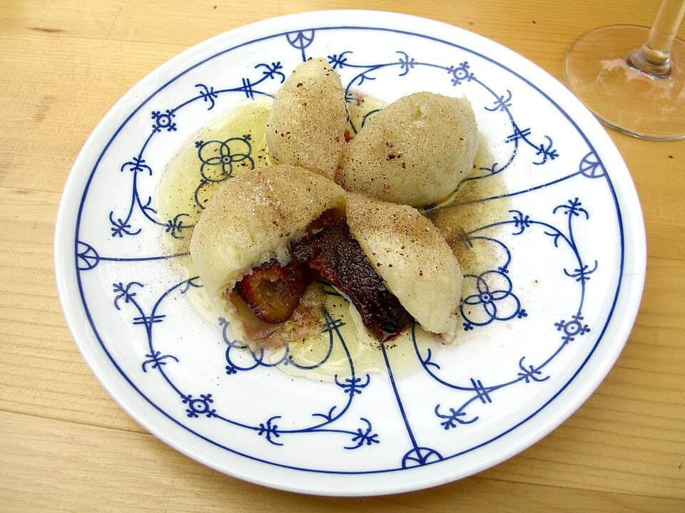 Fruit dumplings
